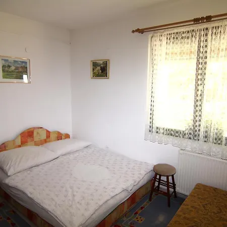 Zsuzsanna Apartmanhaz شقة Balatonboglár