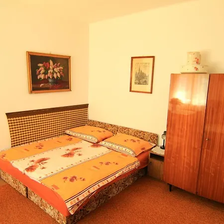 Zsuzsanna Apartmanhaz Balatonboglár